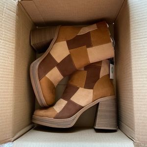 Universal Thread - Patchwork Olly Platform Boots
